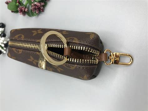 louis vuitton coin purse keychain replica|louis vuitton key case wallet.